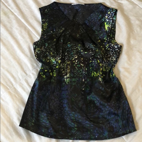 Tahari Tops - Tahari Silky Sleeveless Blouse